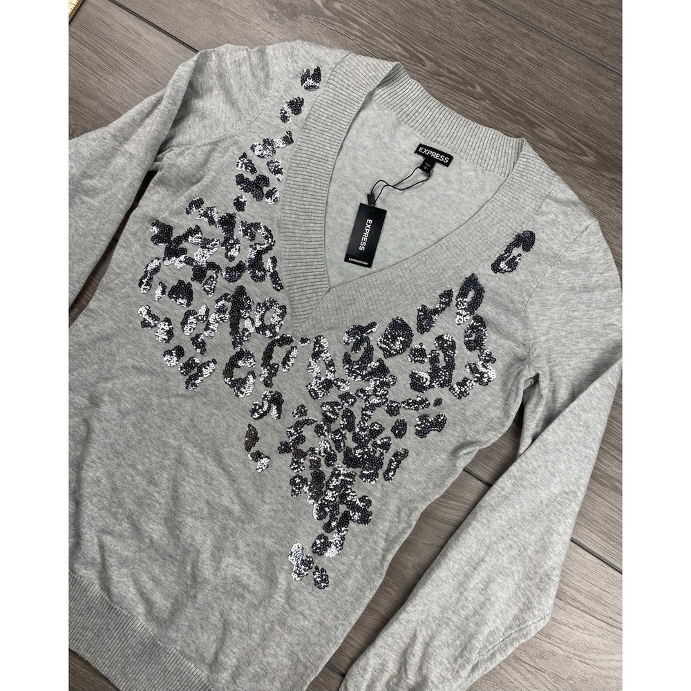Express Women's Pull Over Sequin Animal Print V Neck Sweater Grey Large New